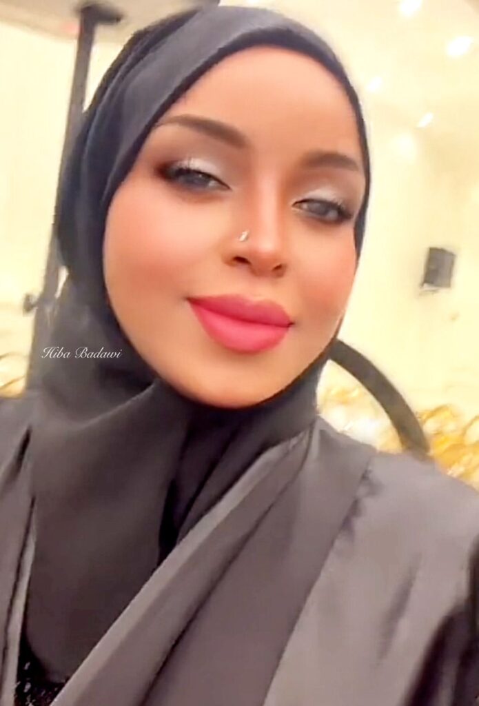 خيوط منسوجه بحب